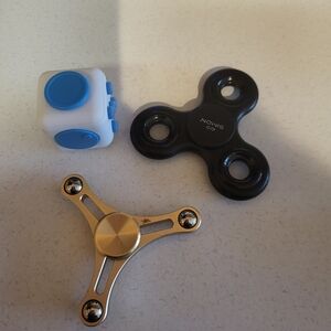 Black and Gold Fidget Spinner Set